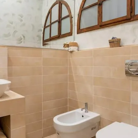 Little Patio Apartman *