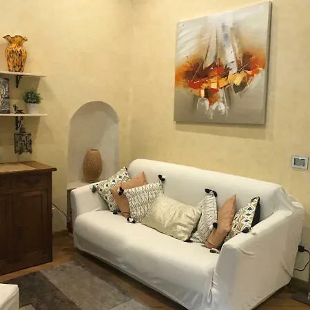 Little Patio Apartman *